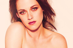 captainheroism:  FANGIRL CHALLENGE | ACTRESSES (2/10) ❥ kristen stewart It is just nice to think that your version of love and I am sure that everyone feels this way, is better than everyone else’s. It is the strongest that ever was and it is all
