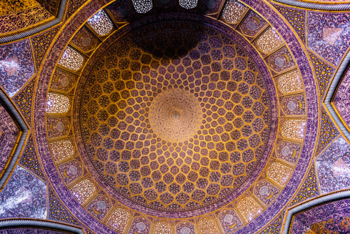 archatlas:The Ceilings of Isfahan James Longley