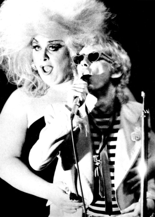 superseventies:Divine on stage with Stiv Bators (The Dead Boys) at CBGB’s, New York City, May 1977.