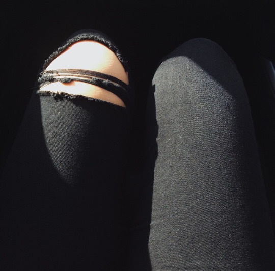 #fashion#jeans#black#ripped jeans#outfit#style#emo#dark#aesthetic#girl#beauty#photography#mine#my photo#lifestyle#stylish#model#indie#ootd#fashionista#love