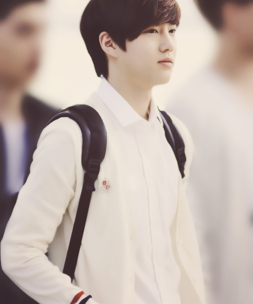 flawfreesuho:  15/22 edits for suho’s birthday 