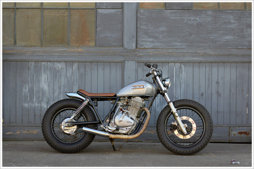 XXX caferacerpasion:  Suzuki GN400 Brat Style photo