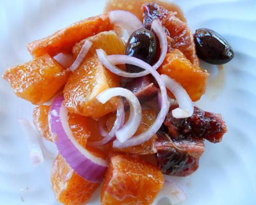 Recipe: Blood Orange Salad
Easy on the eyes and equally delicious, this elegant salad can be assembled on the plate in minutes.