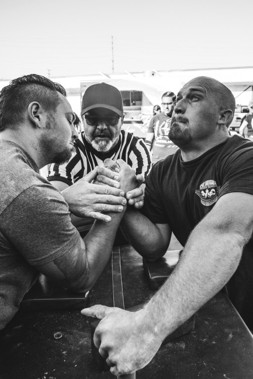 Arm wrestling match - Orange County 2014 photo by Christopher Alvarez