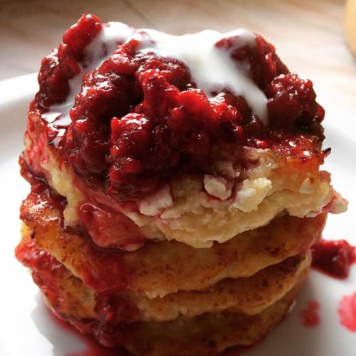 #healthy #healthyfood #instafood #instagood #instafoodie #pancakes #ricotta #raspberry #yoghurt #coo