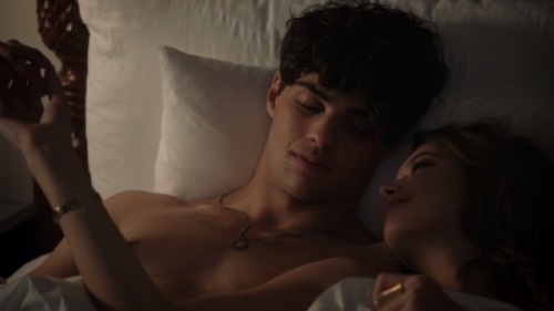 theclassymike:Noah Centineo shirtless in the series finale of The Fosters.