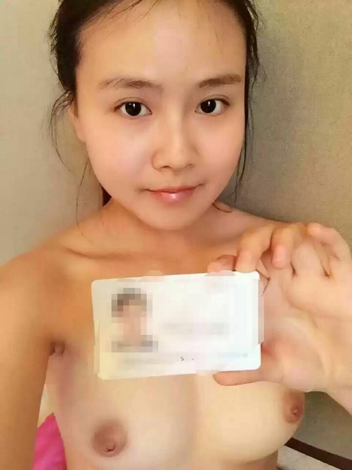 kingxzzw:   大学生裸贷图片+视频，如需要的赶快下，5天后删贴