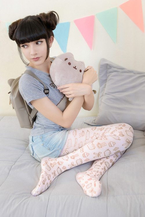 • Photography: fanored • Model: maysakaali &amp; pusheenPusheen themed photoshoot! I r