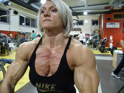 Sex loveoffemalemuscle:  Brigita Brezovac pictures