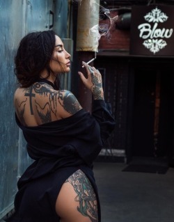 thatattoozone:   Angelica Anderson phototaker