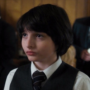 sthingsicons: Mike Wheeler (Finn Wolfhard) Stranger Things - Chapter Five: The Flea And The Acrobat.