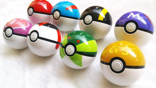 pokemonmerchandise:  Pokemon Balls 