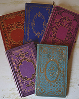 theunseeliequeen:  Favorite Little Things → Books 