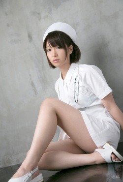 nurse-girl:  神谷まゆ