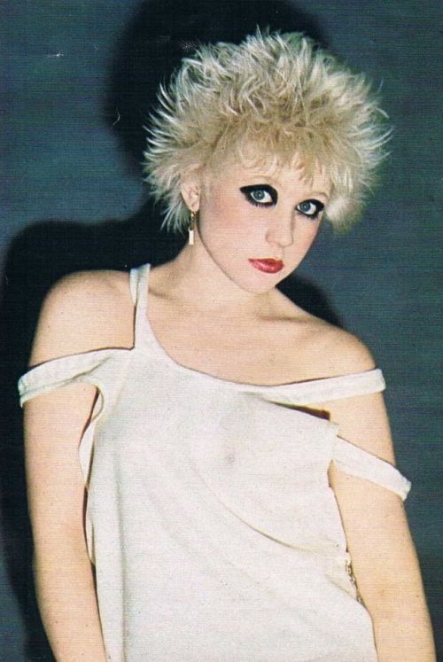 nancyspungens:Debbie Juvenile (x)