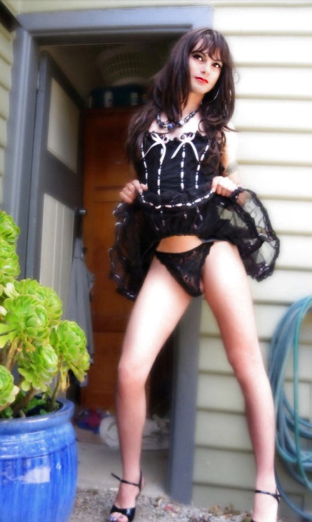 horny-trap-littlesissy-femboy:  blog | past | submissions | SUBMIT 