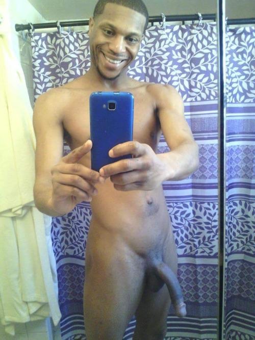 Porn Pics Please follow!:http://nudeselfshots-blackmen.tumblr.com