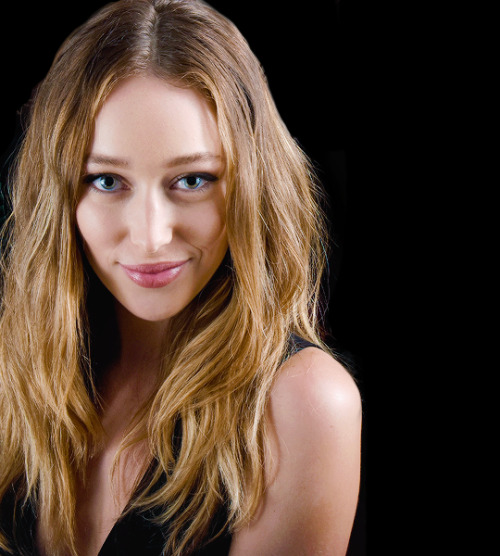 celebritiesandmovies: Alycia Debnam-Carey | Fear The Walking Dead SDCC 2016