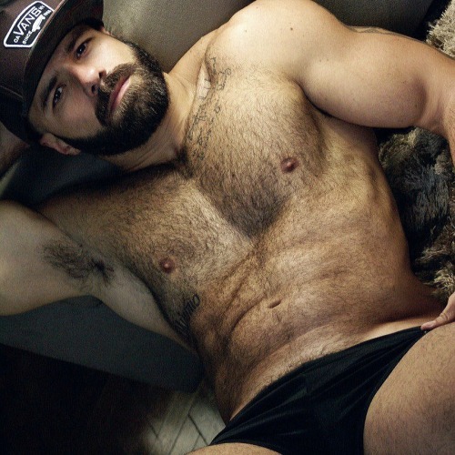 superespartacus:OMFG…..💕😍😗😗😗