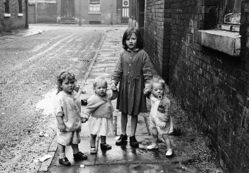 arabamolsamontgiymezdim:Shirley Baker