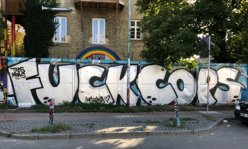 radicalgraff: ‘Fuck Cops’Seen in Christiania, Copenhagen, Denmark