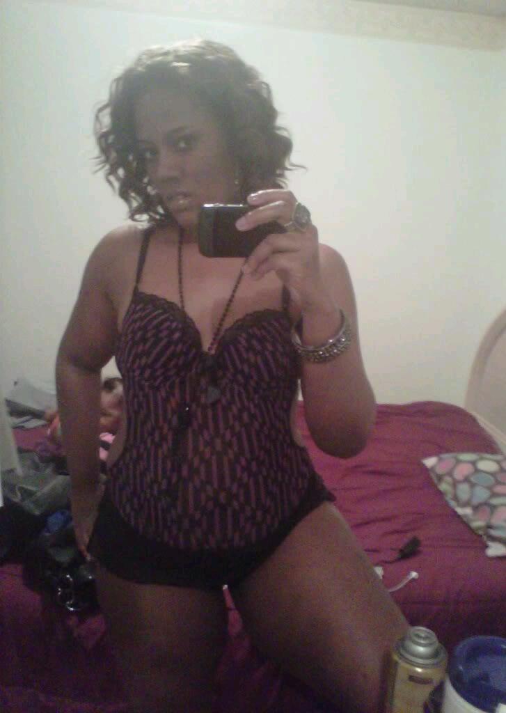 gsinceda80s:  Shawty Thick 2/2