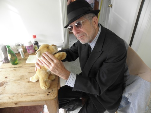 putonyourbathingsuits:Leonard Cohen mood board