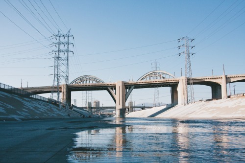 Au revoir 6th Street Bridge