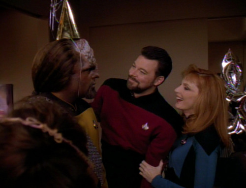 startrekhugs: [Image: Everyone except Worf enjoying Worf’s birthday party. From Parallels. Ima