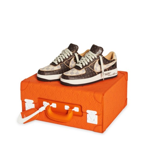 Nike x Louis Vuitton “Air Force 1” & Pilot Case All 200 pairs of the limited-edition collaborati