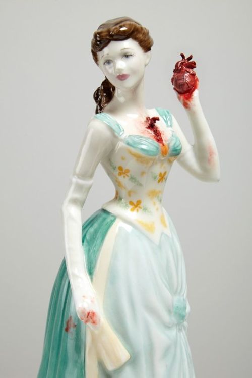 creaturesofnight:Scary Ceramic art by Jessica Harrison