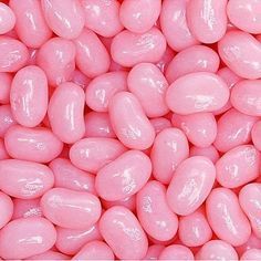 from: naeun msg: it's white day and i'm giving you this candy for today ! hoping it made you happy ! ( ˶ˆᗜˆ˵ )