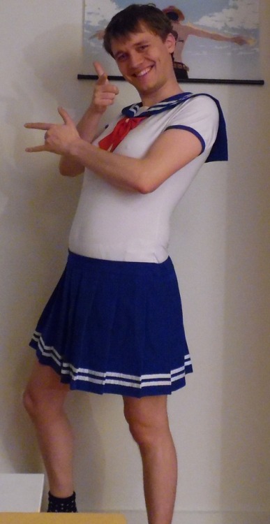 got myself a fun costume. I’ll need a wig if I ever want to wear it to anything though :)