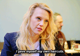 scream-for-audrey:rowdyholtzy:holtzmanned-baby:lesbian privilege, as told by kate mckinnon.@dearestf