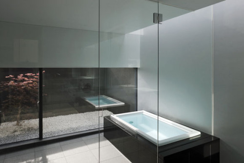 {A Monday Mix of Japanese baths. Soak it all in!} 1. Lemm Hut by Yoshifumi Nakamura2. Cliff House by