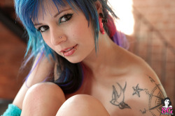 girlsmore:  Beautiful girl with tattoos…