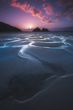 Captvinvanity:    Holywell Sunset | Alister Benn  