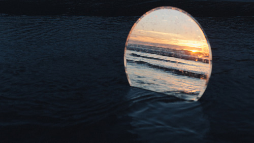 misswallflower:  A Moment’s Reflection by Cody William Smith ”’A Moment’s Reflection’ is my ongoing study of specular, or mirror-like, reflections. My intention is to draw new connections between familiar forms by introducing specular reflections