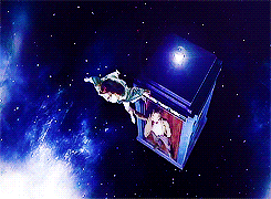 aaronpaauls-deactivated20141206:  It’s called the TARDIS. It can travel anywhere
