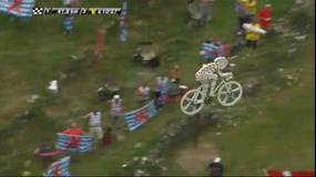 pahope:Love this onephotomgraphy:Tour De France: The Mechanical King of The Mountains Bike - Gif Set