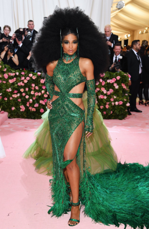 glowdetails:Ciara at The Met Ball 2019 