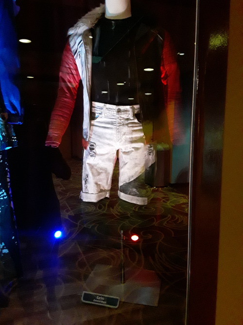 When I Was In Disney Hollywood, I Saw This, I Had To Stop.
