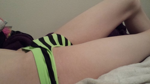 teaprincesstrap:  Black and yellow thong, thanks camera man &lt;3 ;)