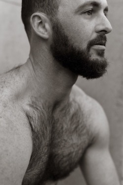 hairymenparadise:  Follow us for more –&gt; http://bit.ly/2Vd3gKb