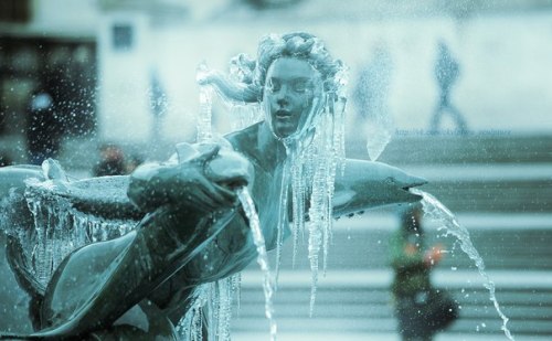 vintagepales:Frozen Fountains via ckylptyrasculpture