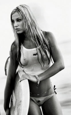 Girls Surf Too