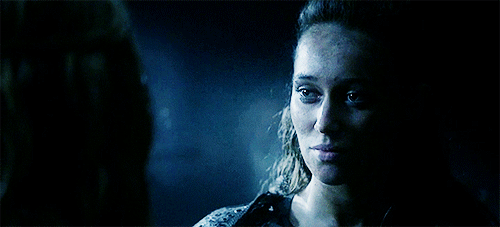 queerdellini:Commander Heart Eyes