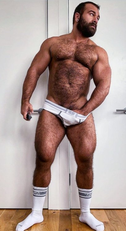 thebearunderground: The Bear Underground - Best in Hairy Men (since 2010)  🐻💦 Over 44,000 followers and  66k+ posts in the archive 💦🐻  