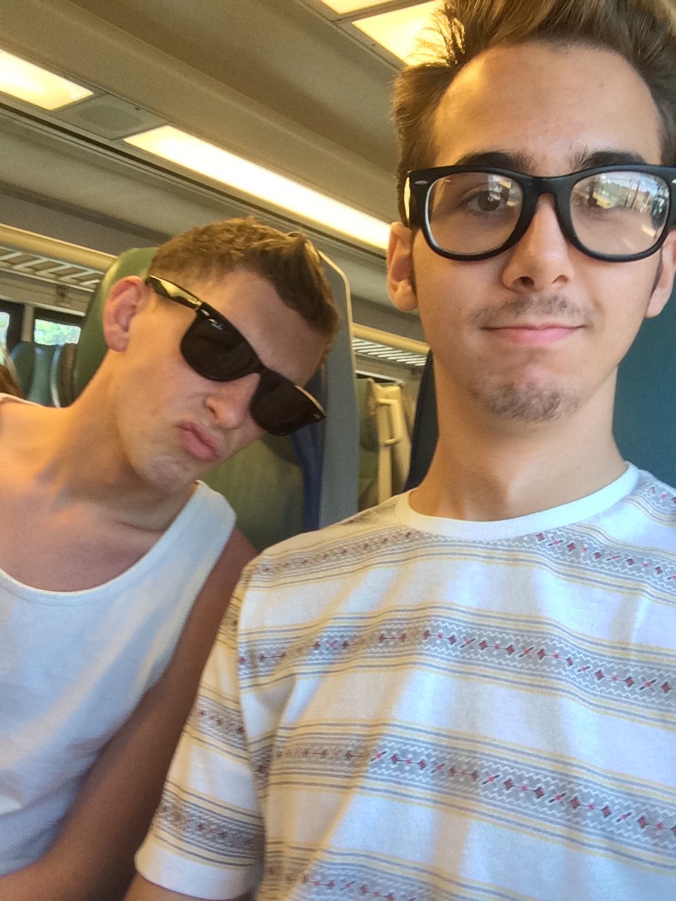 hydr0c0done:  went to long beach with brian today :)😎 
