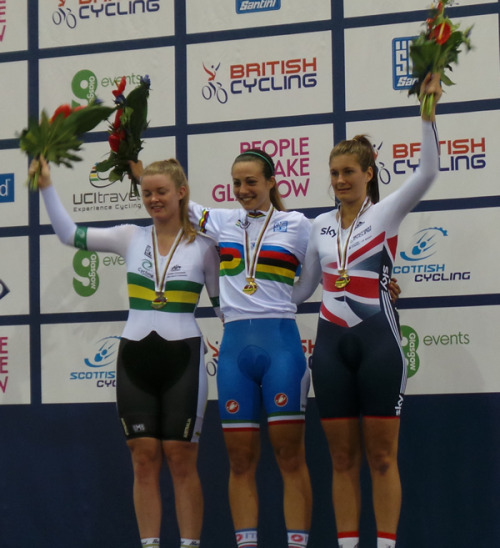 womenscycling: Points race podium, 2013 Junior Track World Championships via Welcome to the veloresu